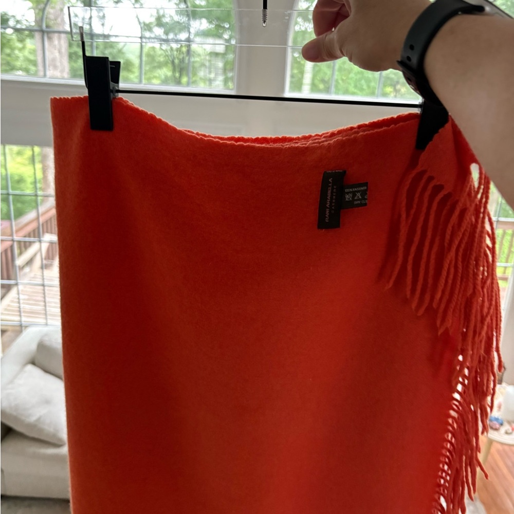 Rani Arabella cashmere throw fringe blanket - Picture 7 of 12